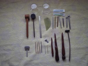ハリ治療で使う道具